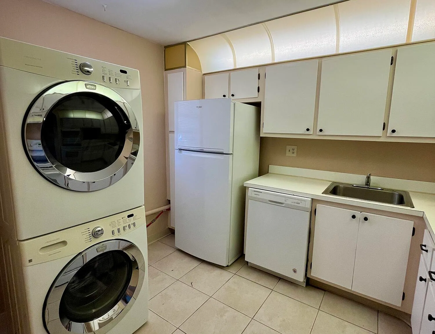 2 bed, 2.0 bath, 1023 sqft, $1,850 — Photo 4