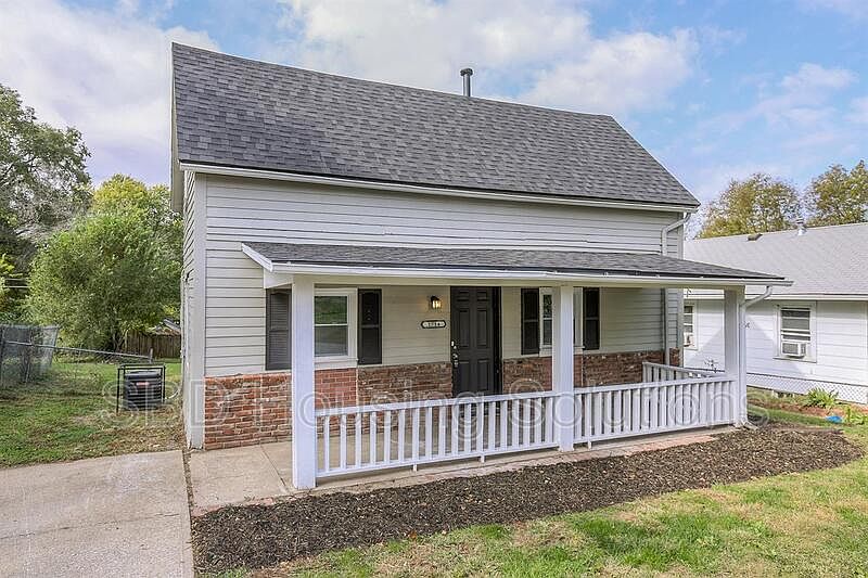 1st image of 1714 S Willow Ave