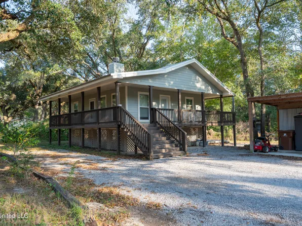 23349 Bells Ferry Rd, Pass Christian, MS 39571