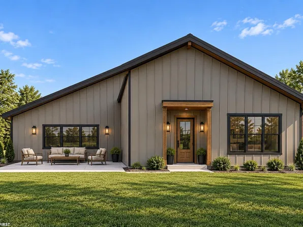 5585 W Lake Rd, Hart, MI 49420