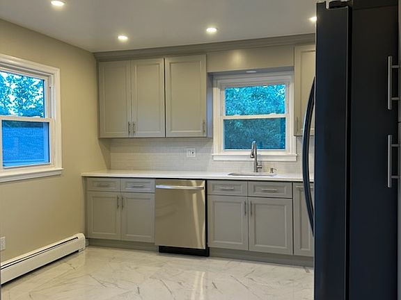 4th image of 4 Bryn Mawr Pl