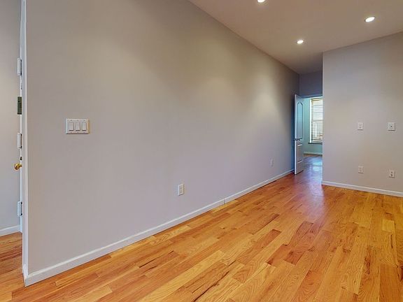 2nd image of 57 Newell St APT 3R