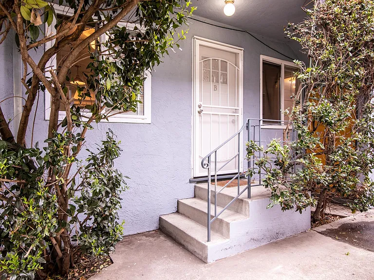 5810 Martin Luther King Jr Way #B — Photo 3