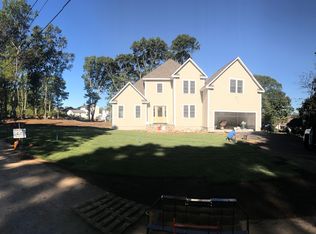 1 Comanche Ct, Westerly, RI 02891