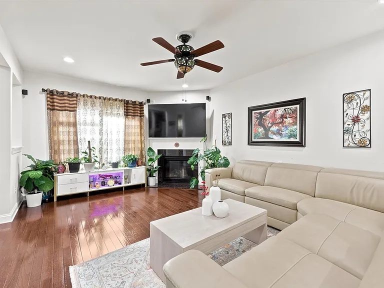 514 Quarry Point Rd — Photo 4