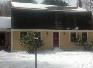 22 Oak St, Plympton, MA 02367