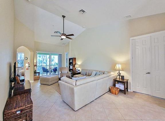 4th image of 1315 Mariposa Cir #2203