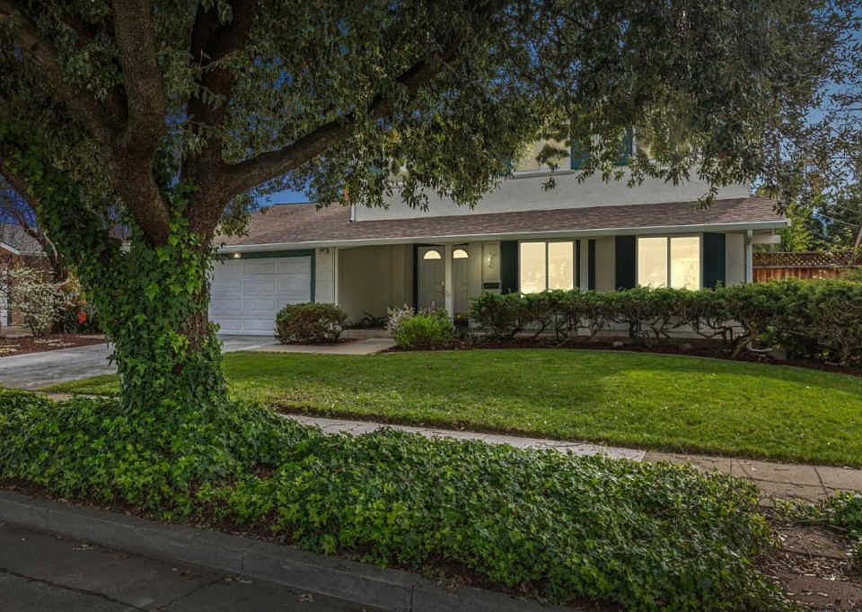 1st image of 6467 Ramblewood Dr