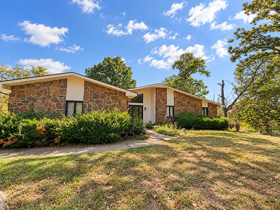 4427 Edgewood Cir