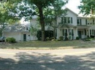 2327 Dresden Rd, Zanesville, OH 43701