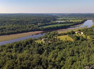 16 Bluff Dr, Eldon, MO 65026