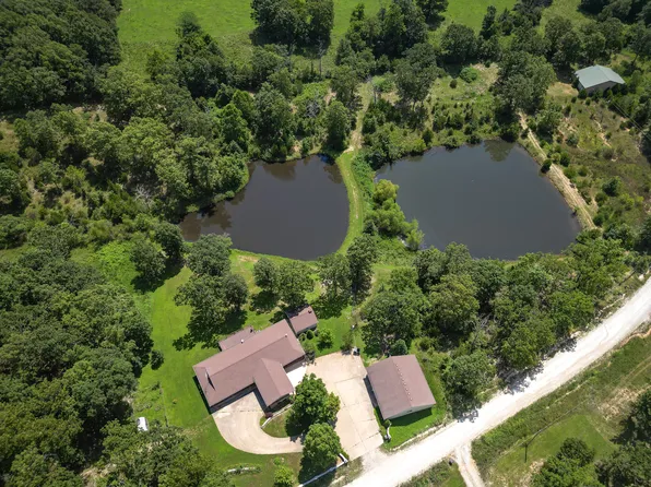 3686 Bado Road, Cabool, MO 65689