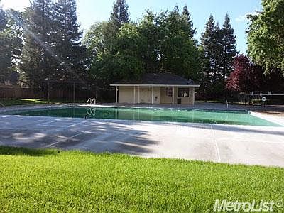 2nd image of 2927 Waudman Ave