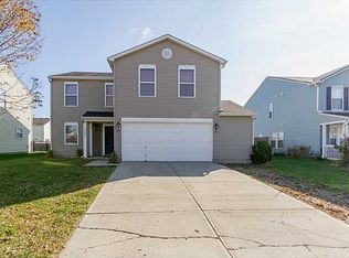 8366 S Shady Trail Dr, Pendleton, IN