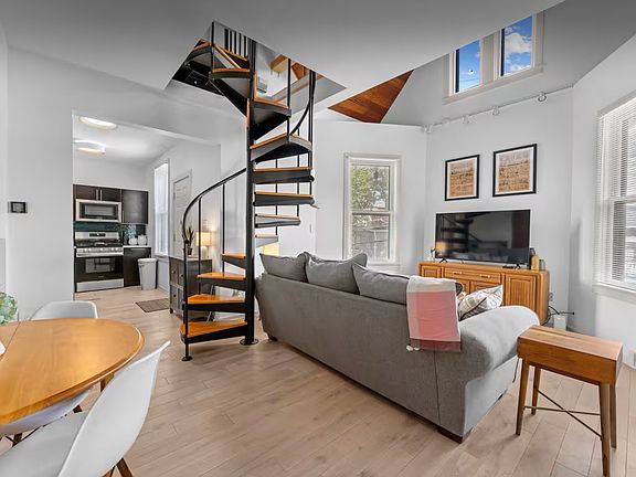 5th image of 5615 Howe St APT 2