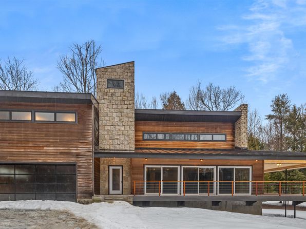 65 Jones Road, Salisbury, VT 05769