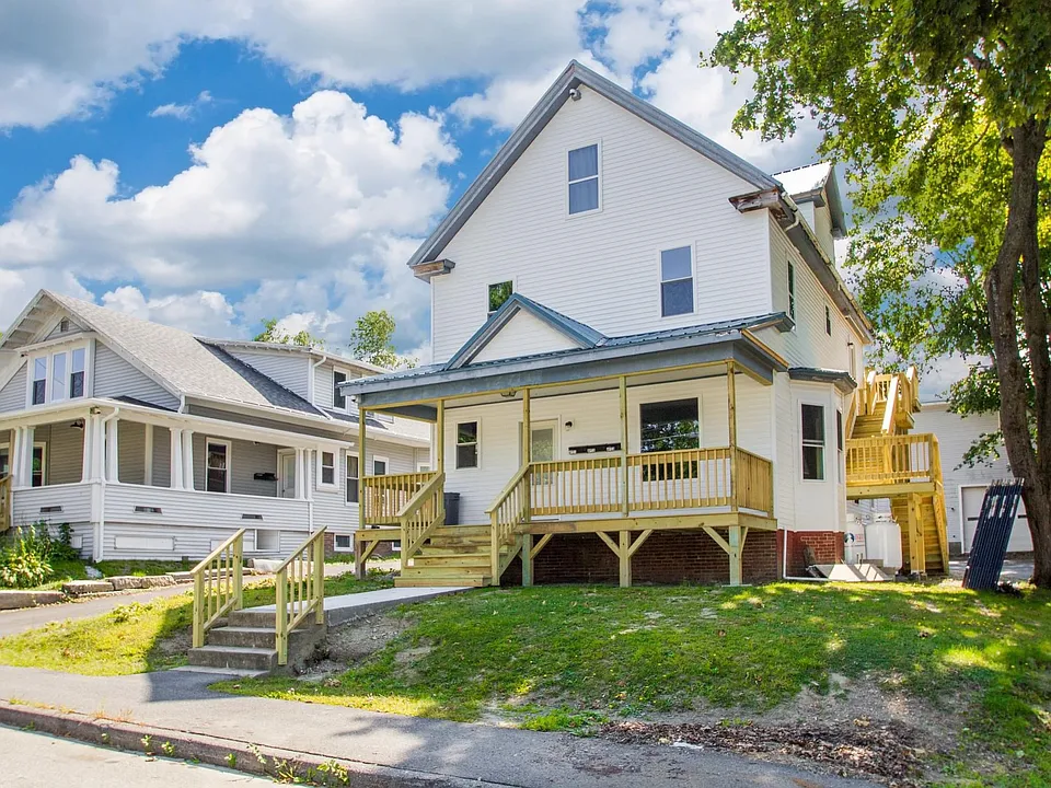 10 Davenport St #3