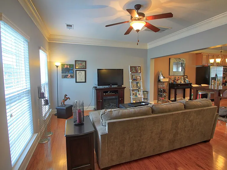 5464 Edmondson Pike — Photo 9