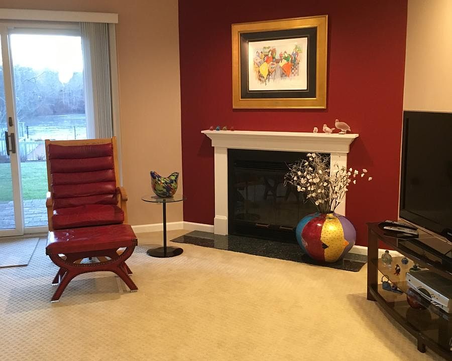 1st. Floor + outside view