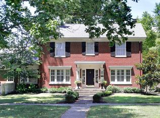 241 Woodspoint Rd, Lexington, KY 40502