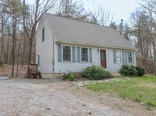 216 E Dunbarton Rd, Goffstown, NH 03045