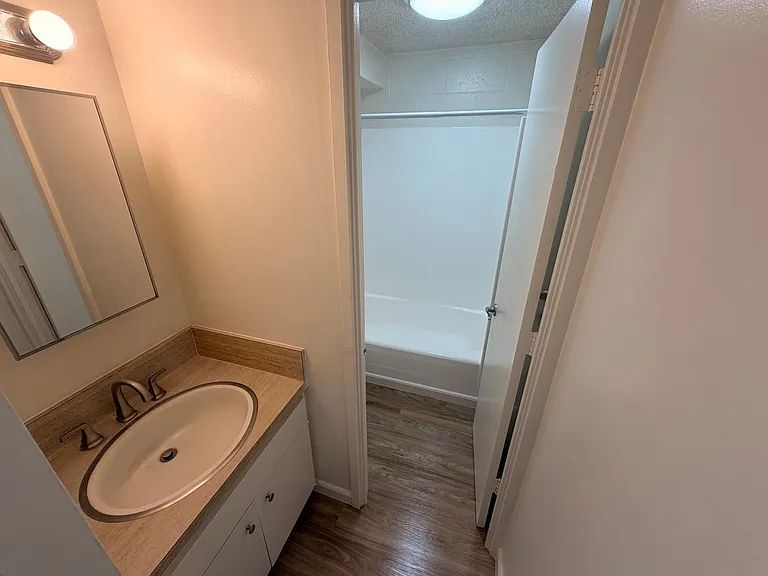 1301 Lusitana St — Photo 6