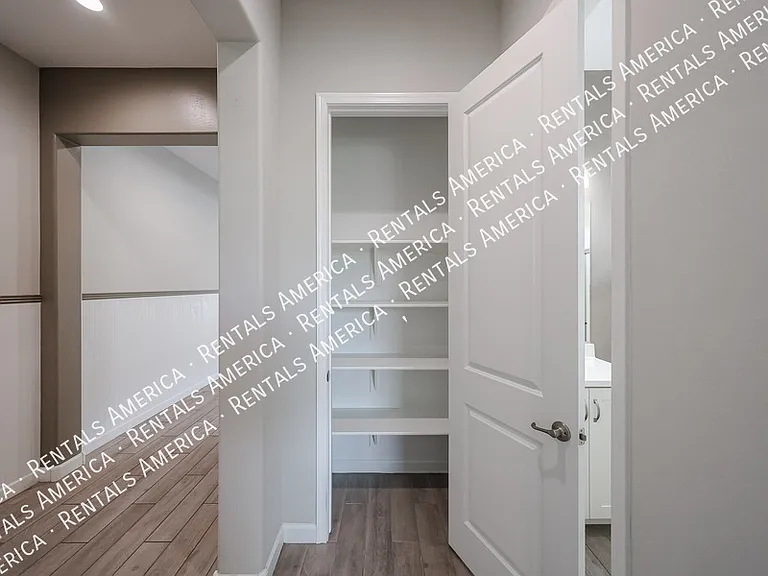 1829 E Saguaro Park Ln — Photo 46