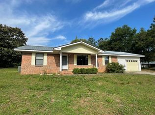 688 Roberts Dr, Defuniak Springs, FL 32433