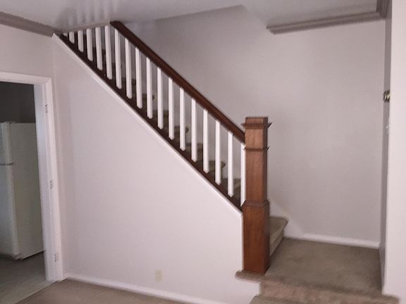 3rd image of 211/213 Park Ave