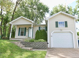 1107 S Benton Ave, Saint Charles, MO 63301