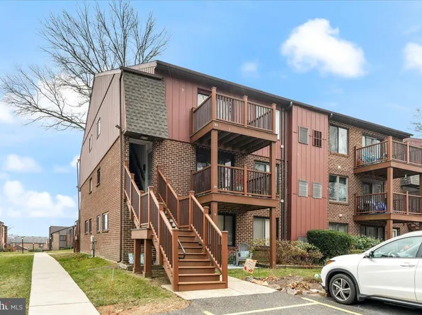 5200 Hilltop Dr APT B11, Brookhaven, PA 19015