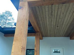 210 Meadows Dr, Ruidoso, NM 88345