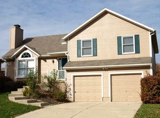 6258 W 157th St, Overland Park, KS 66223