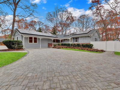 415 Pond Path, East Setauket, NY, 11733