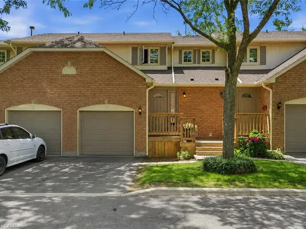 79 Braeheid Ave #6, Hamilton, ON L8B 0C6