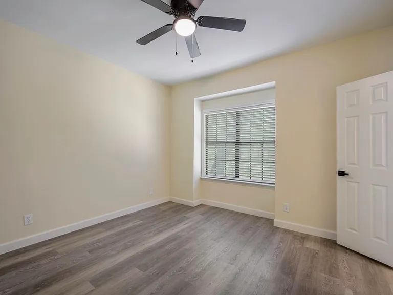 4623 Gaston Ave #7 — Photo 10
