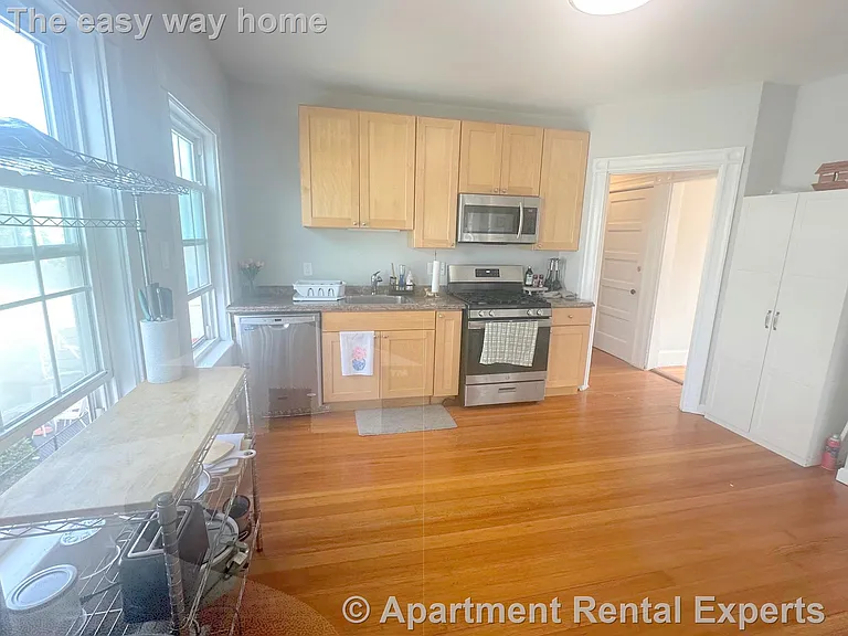 253 Arlington St #2 — Photo 2