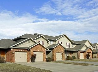 672 N Williams St, Republic, MO 65738