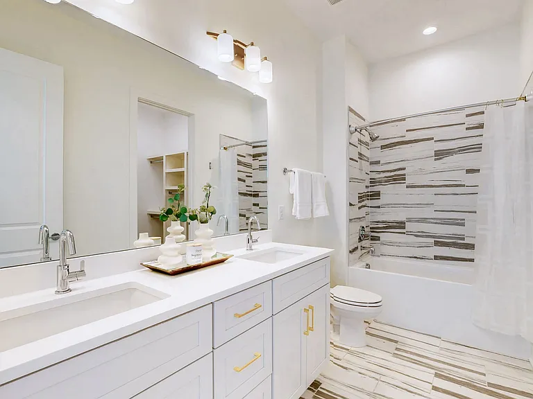 425 Herringbone Ct — Photo 14