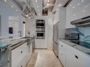 1155 Brickell Bay Dr #PENTHOUSE 208, Miami, FL 33131