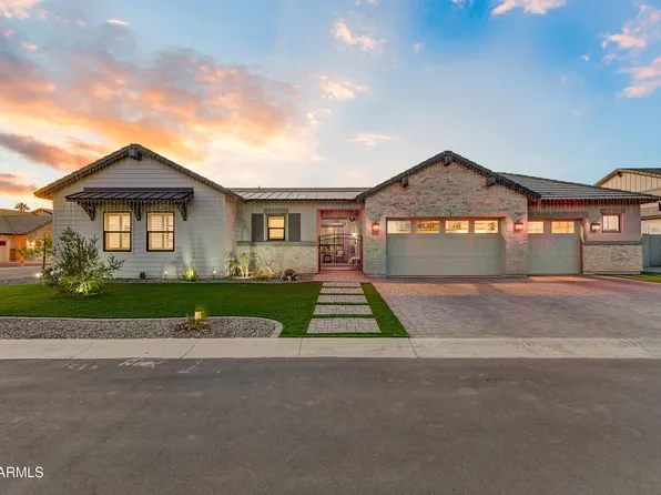 2532 N Williams Street, Mesa, AZ 85203