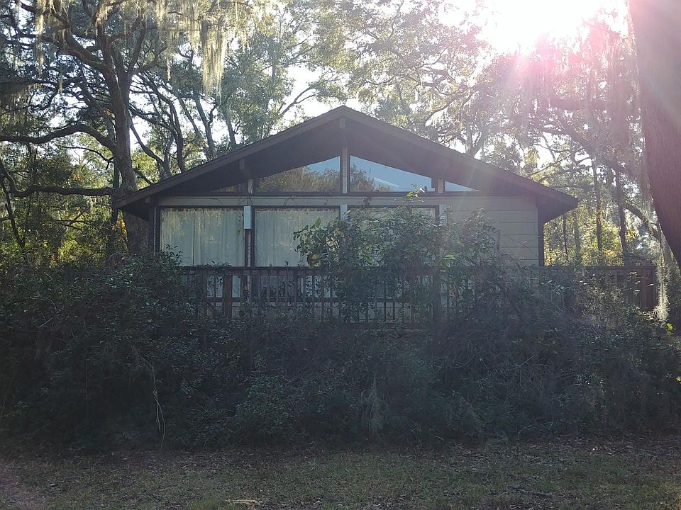 1st image of 5870 SE 166th Ct