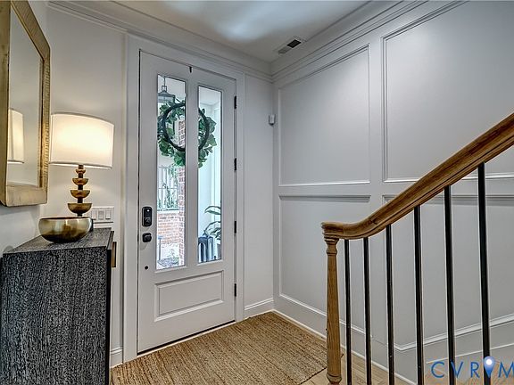 5th image of 509 Libbie Ave #B