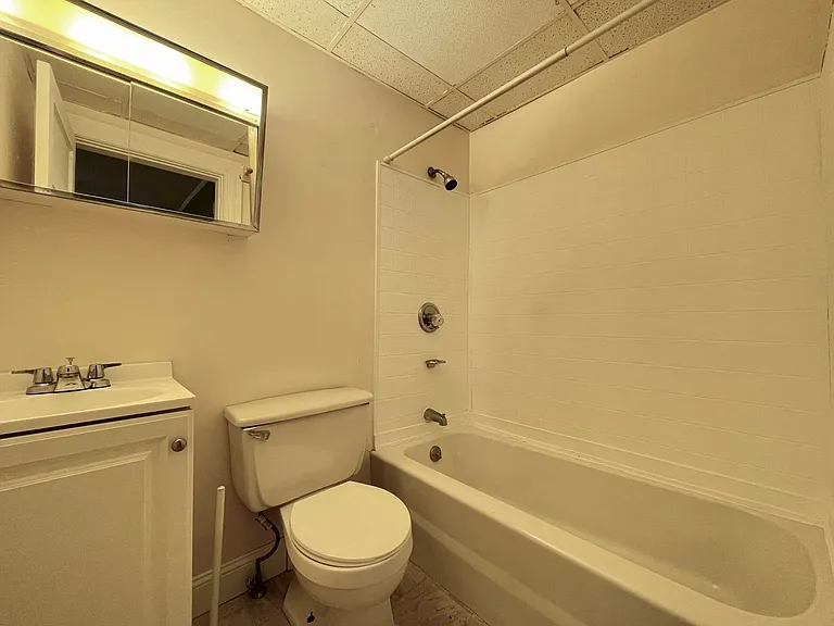 601 Hevey St #5 — Photo 13