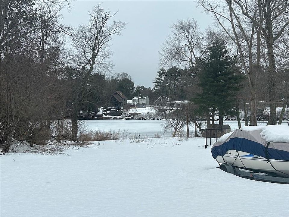 1st image of 30 Pine Tree Rd