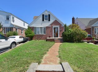 2825 200th St, Flushing, NY 11360