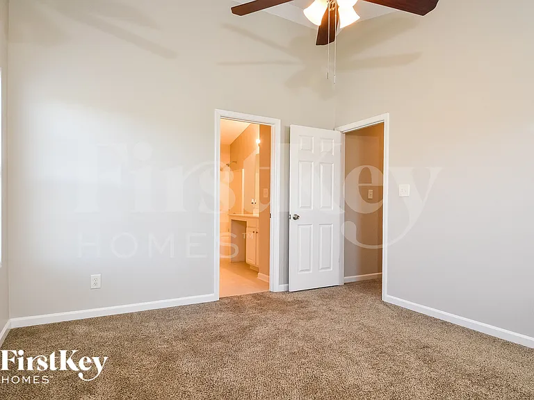 3978 Park Springs Dr — Photo 9