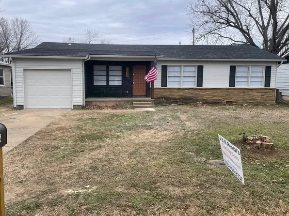 1615 A And M Dr, Okmulgee, OK 74447