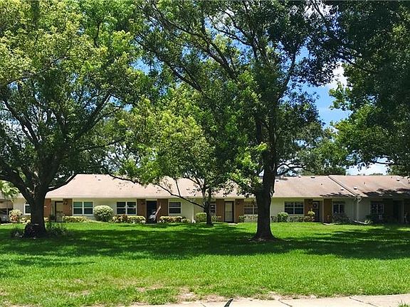 4th image of 2275 Lark Cir E APT C