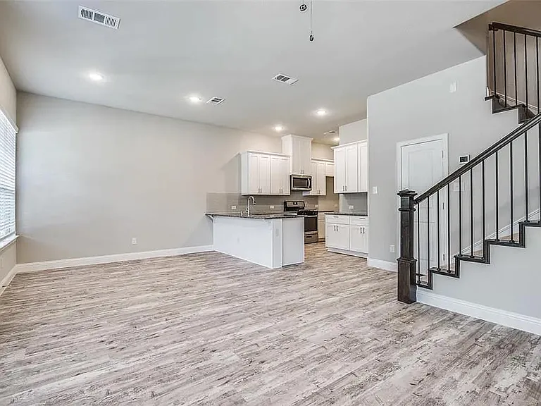 2220 Epitome Ave — Photo 11